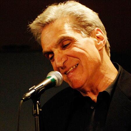 Robert Pinsky at microphone